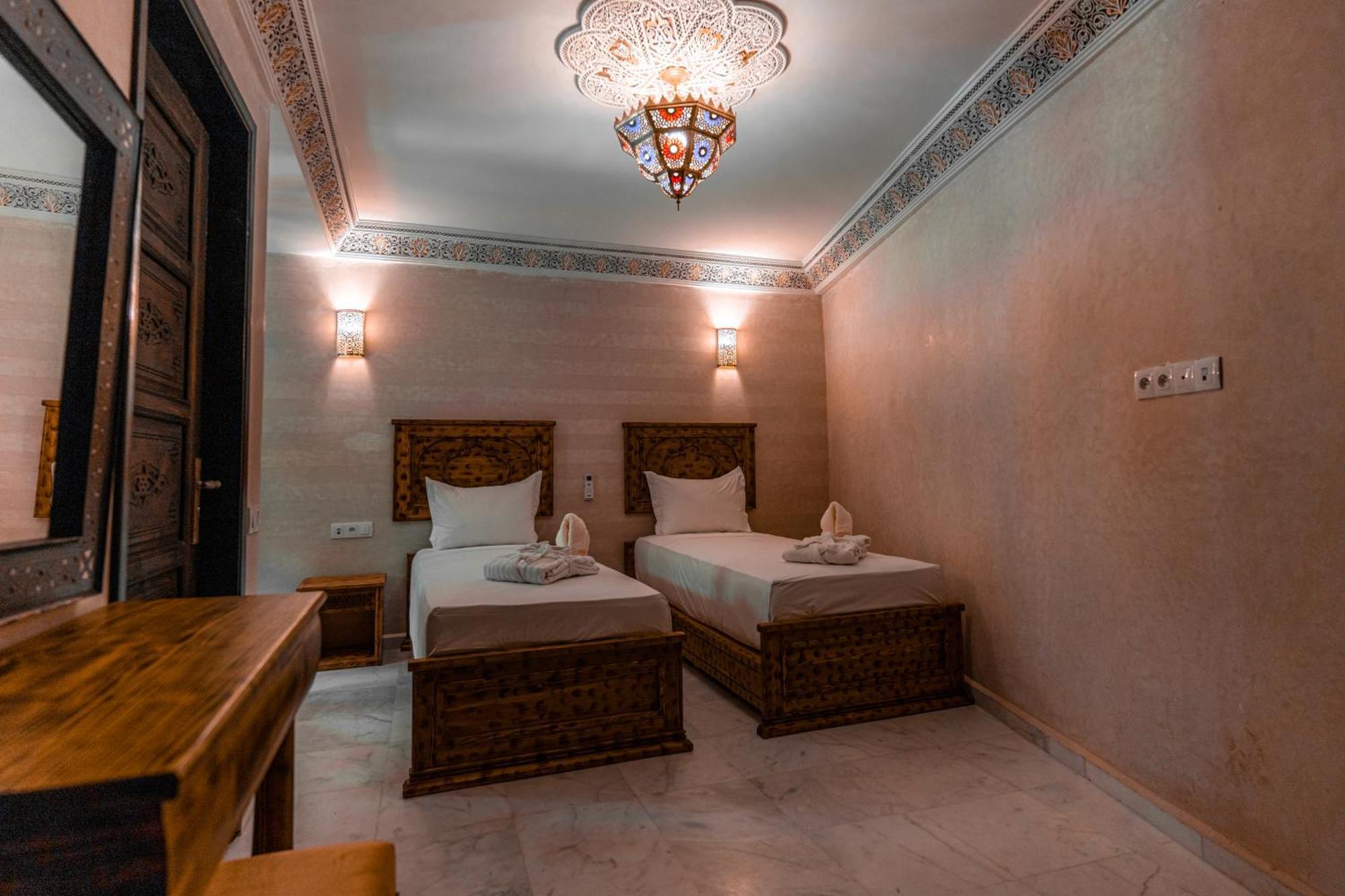 Riad Deluxe Marrakesh Exterior photo